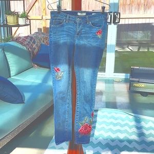 Vintage America rose embroidered  denim boho skinny jeans.